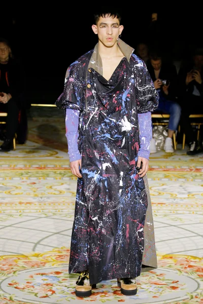 Look 43